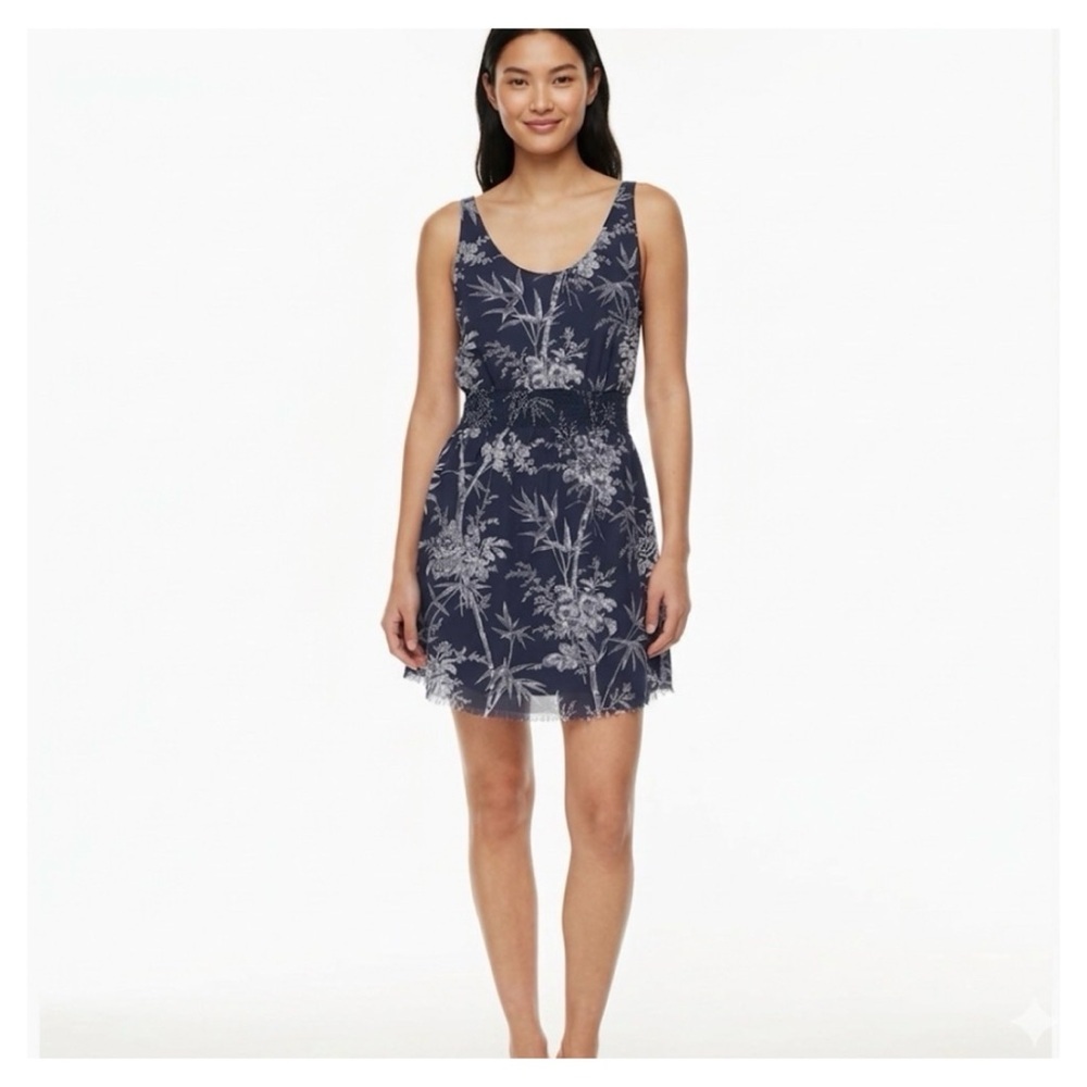 Aritzia Babaton Blythe 100% Silk Tropical Mini Dress